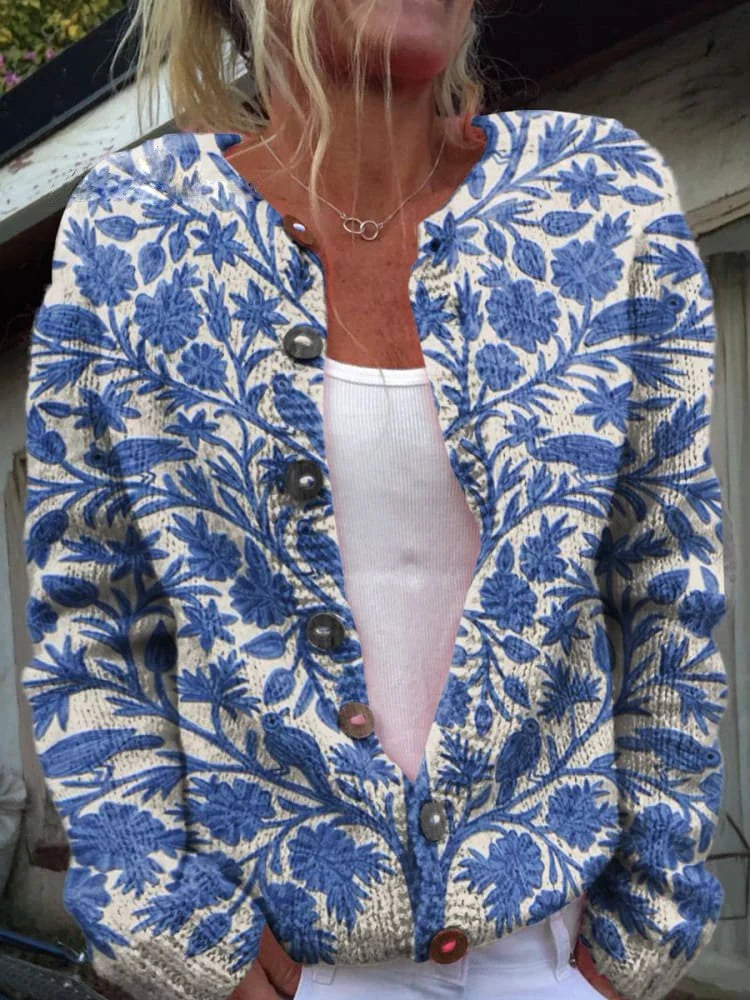 Cozy Cardigan Sweater with Refined Silhouette for Versatile Layering 1