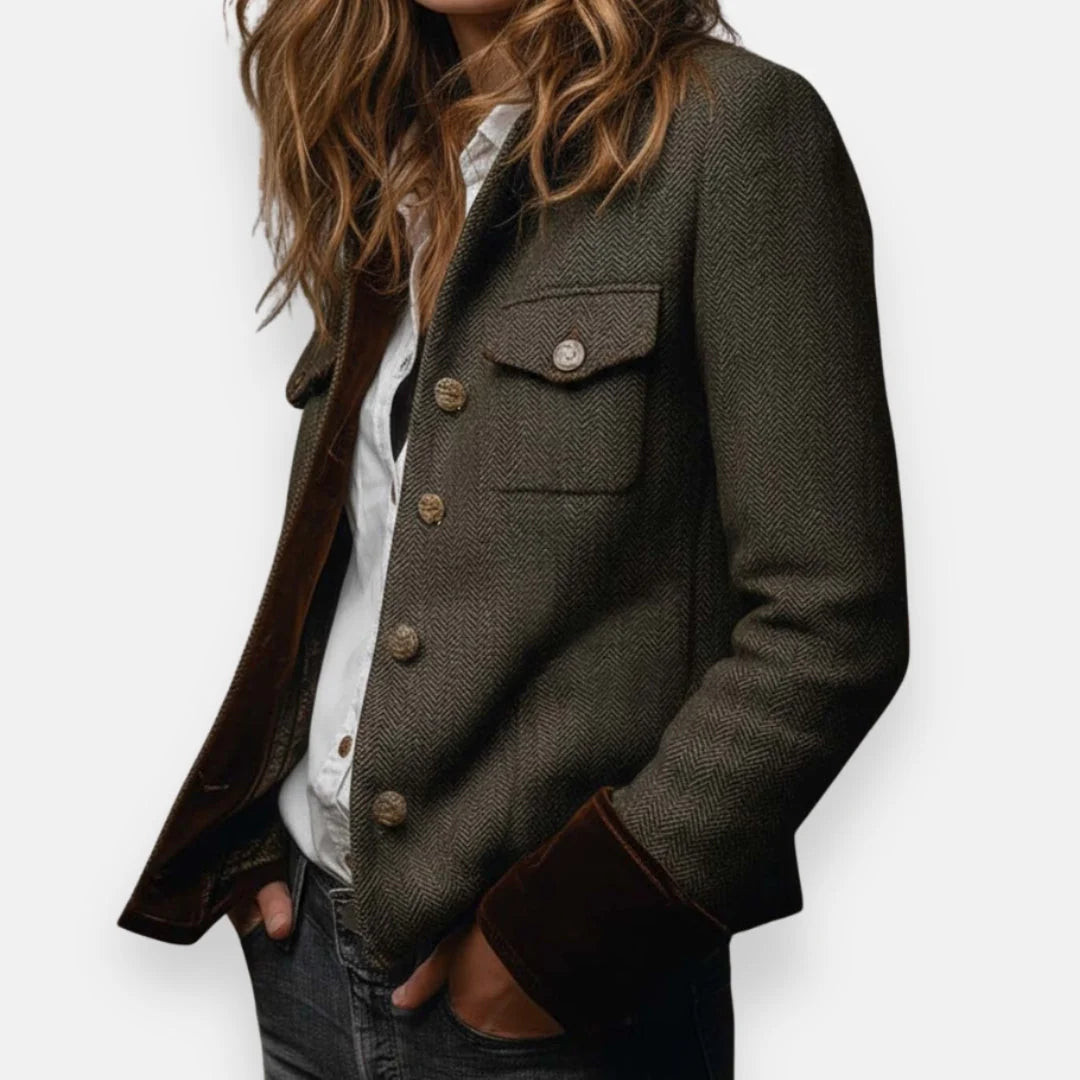 Tailored Herringbone Tweed Jacket with Structured Fit for Versatile Wear 2