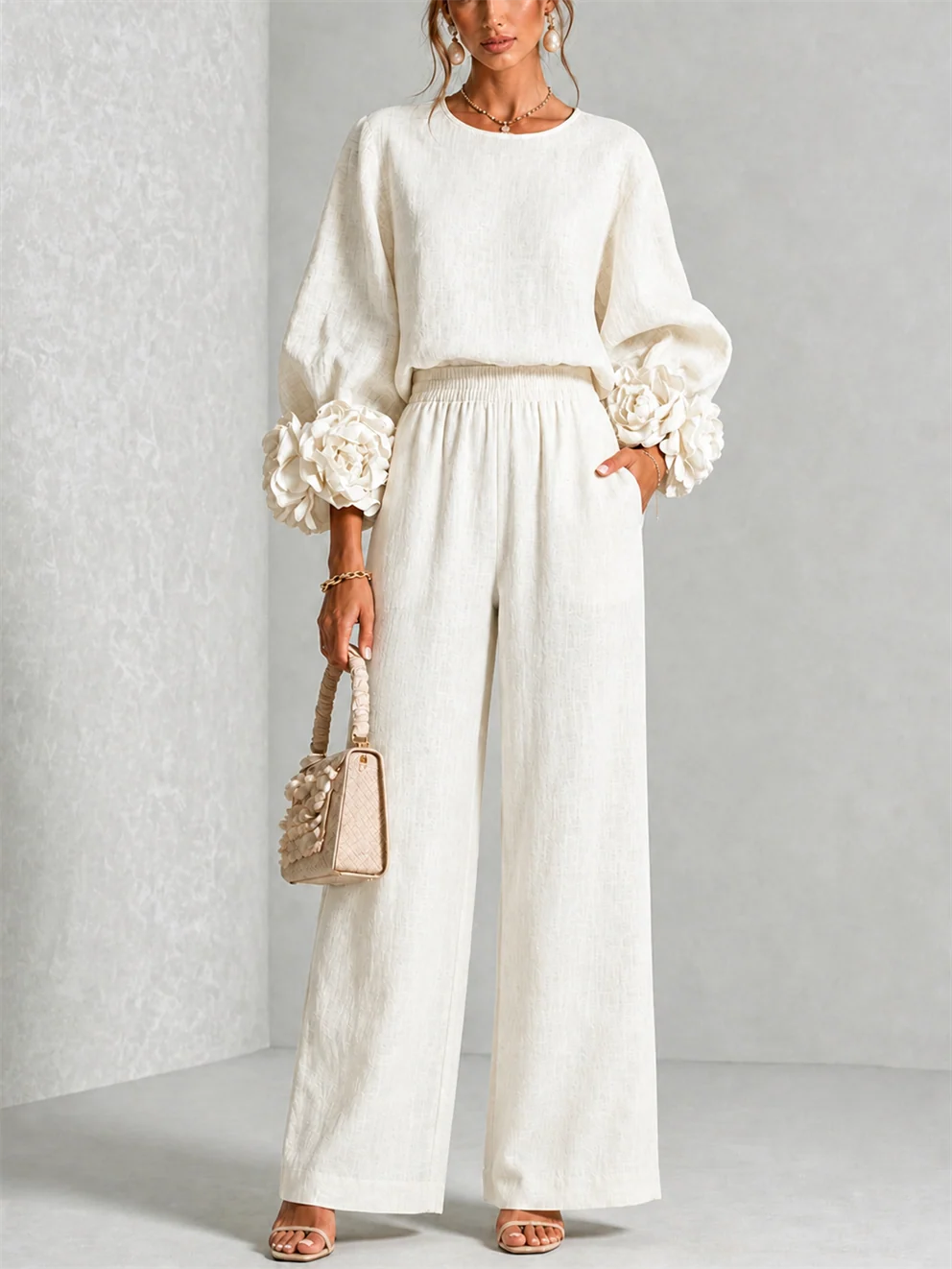 Two-Piece Floral Cuff Set - Relaxed Top & Wide-Leg Trousers for Women 3